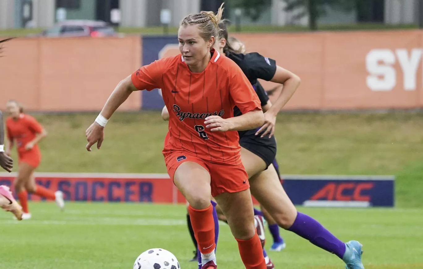 Klammer dribbles the ball during an afternoon game at the SU Soccer Stadium